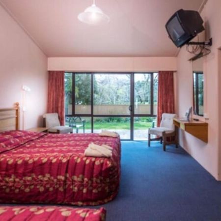 Karamea Village Hotel ภายนอก รูปภาพ